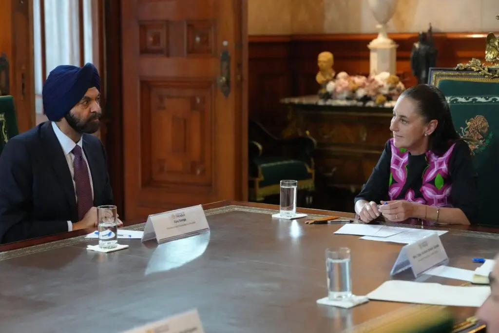 Sheinbaum recibe a Ajay Banga, presidente del Banco Mundial, para fortalecer Plan México