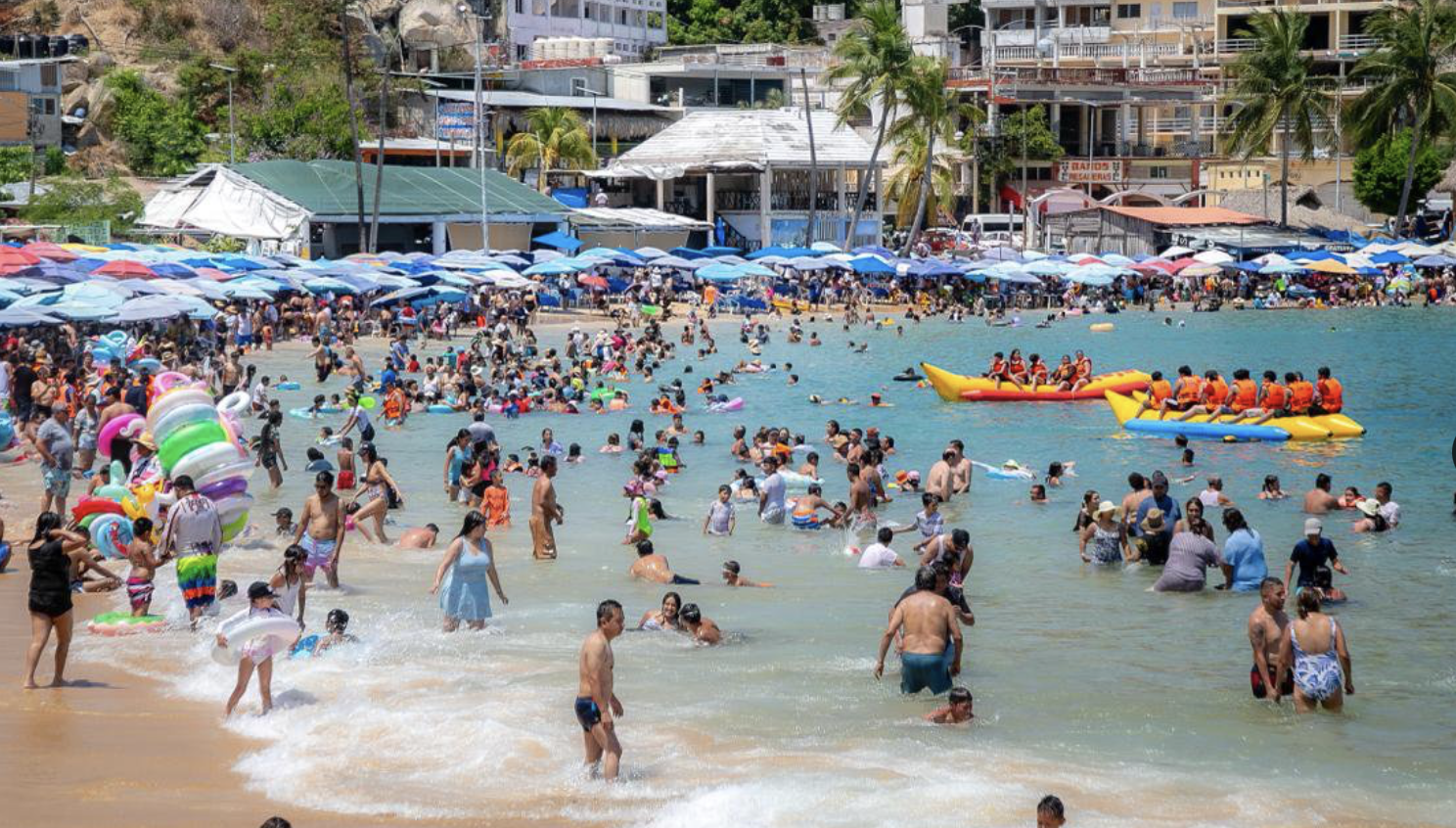 Playas limpias de Guerrero reciben visitantes en verano 2026