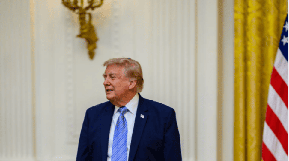 : Imagen relacionada con las declaraciones de Donald Trump sobre ataques estadounidenses contra Irán y las medidas para impedir capacidades nucleares.