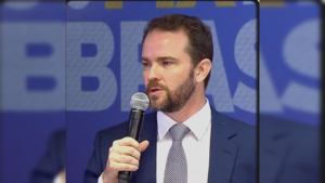 Dario Durigan criticó los comentarios del presidente argentino Javier Milei tras la polémica generada en Brasil. Foto: Captura de pantalla de un video publicado en X por @LulaOficial.