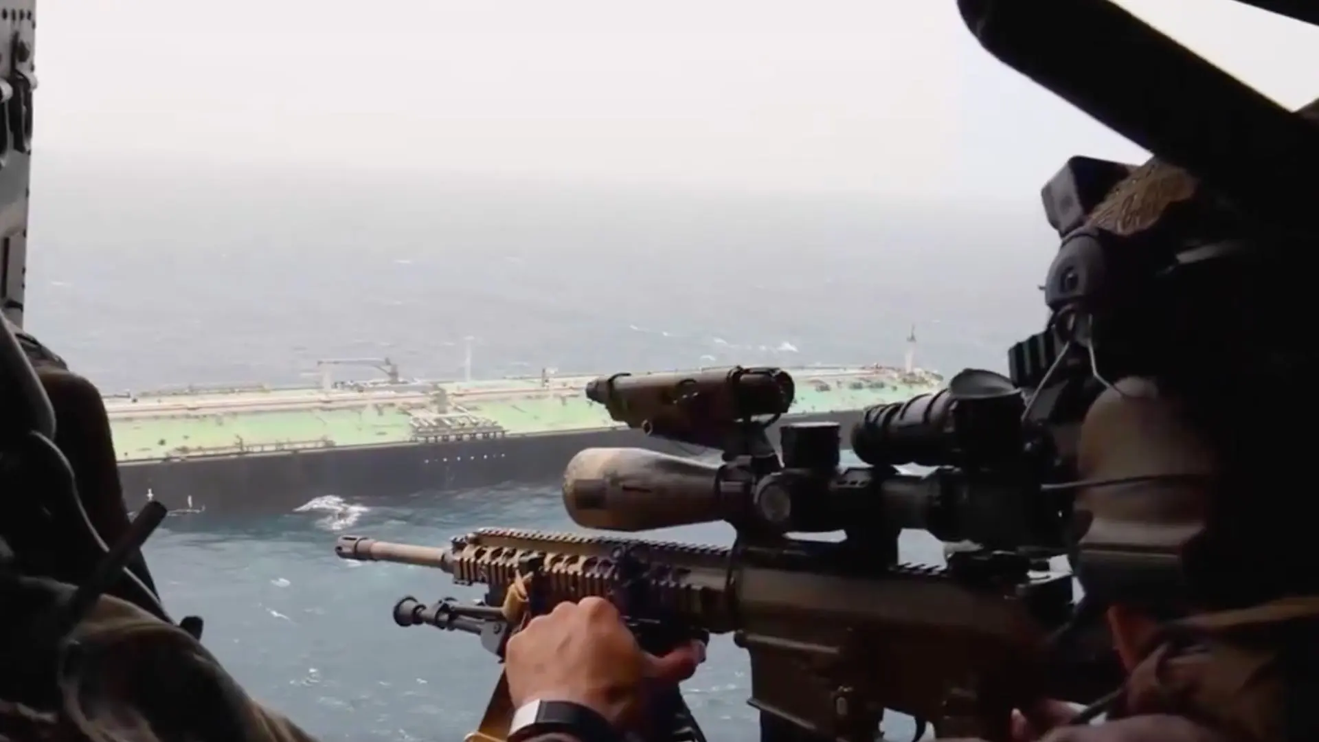 Imagen oficial difundida por el Comando Central de Estados Unidos (Centcom) en X, relacionada con los ataques contra instalaciones militares iraníes durante la ofensiva aérea.