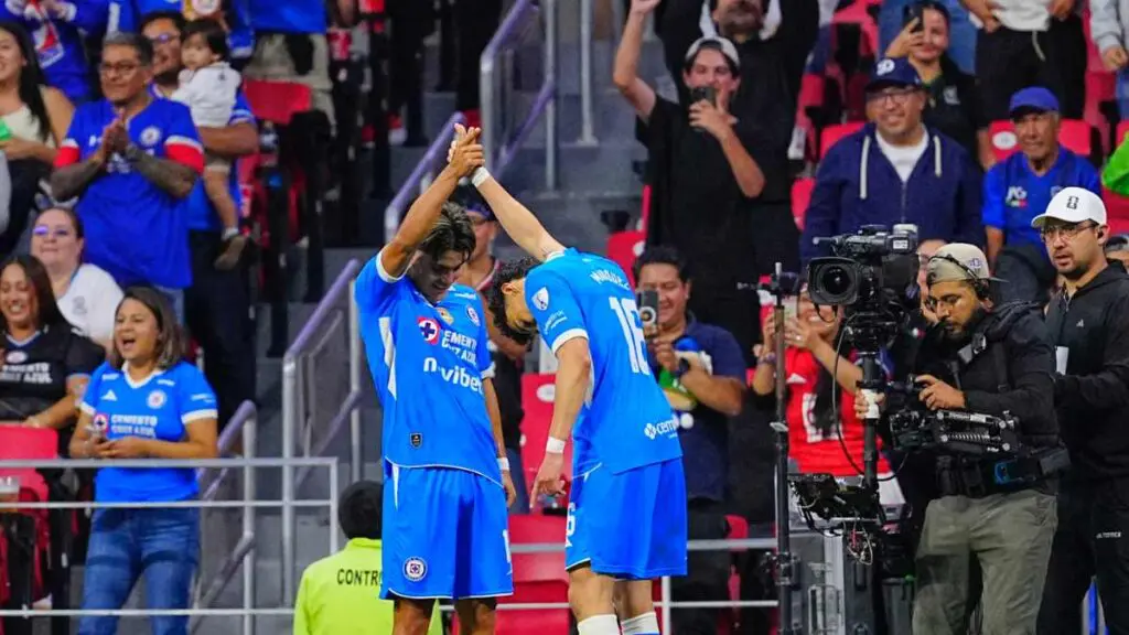 Publicación de la Liga BBVA MX sobre el triunfo de La Máquina, que alcanzó su segunda victoria en el Apertura 2026 y mantiene un inicio positivo en el torneo.