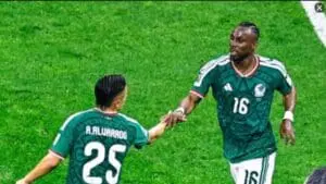 Julián Quiñones y Roberto Alvarado aparecen entre los jugadores mejor evaluados del Mundial 2026 por su rendimiento ofensivo.