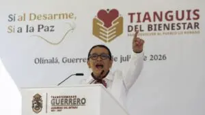Funcionarios federales y estatales participaron en Olinalá, Guerrero, en actividades del Tianguis del Bienestar y del programa Sí al Desarme, Sí a la Paz.