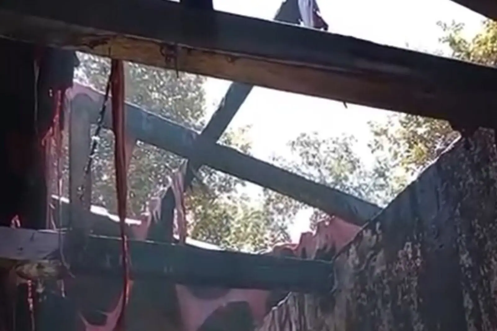 Incendio daña capilla en la comunidad de Vanavil, Chiapas