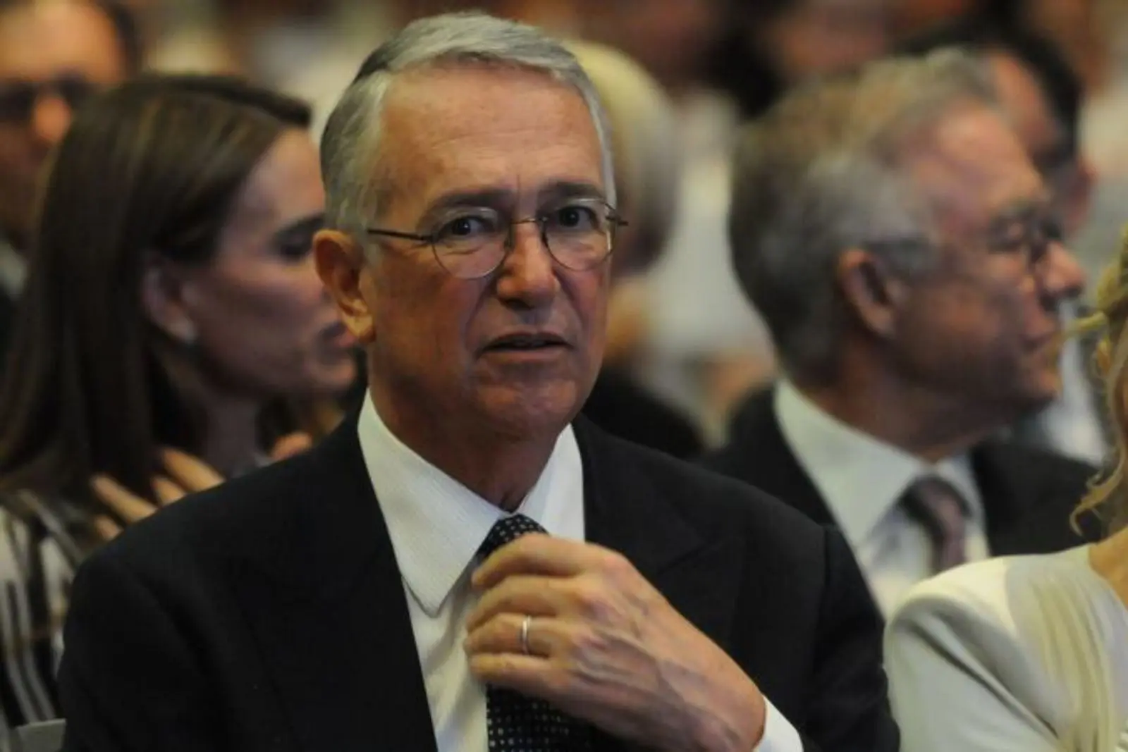 Tribunal inglés concluye que hubo abuso procesal de Ricardo Salinas Pliego por espionaje a abogado