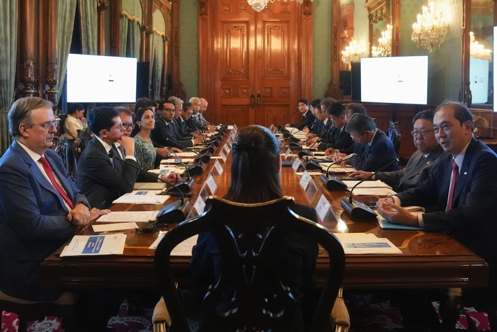Sheinbaum fortalece relación con Japón; busca impulsar nuevas inversiones en México
