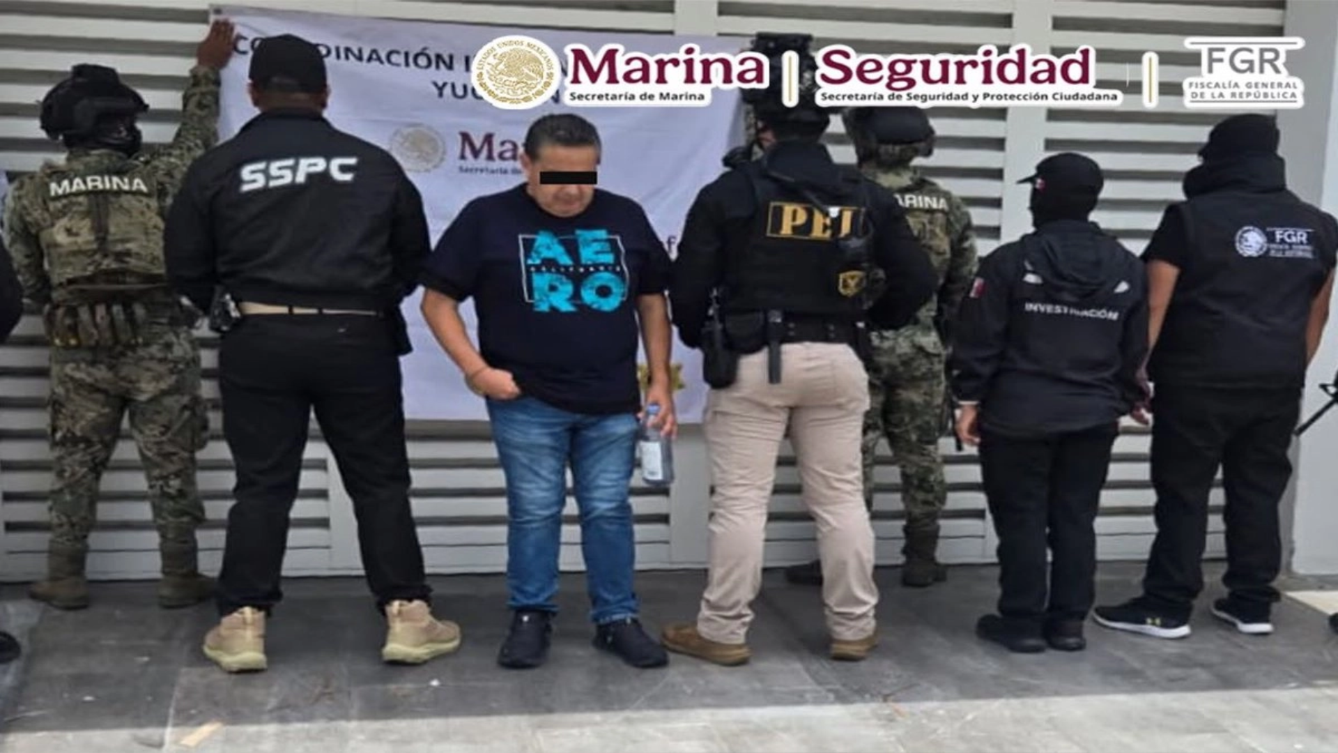 Agentes federales realizaron cateos en Mérida y Komchén, donde detuvieron a un presunto operador financiero del Cártel del Noreste y aseguraron bienes millonarios.