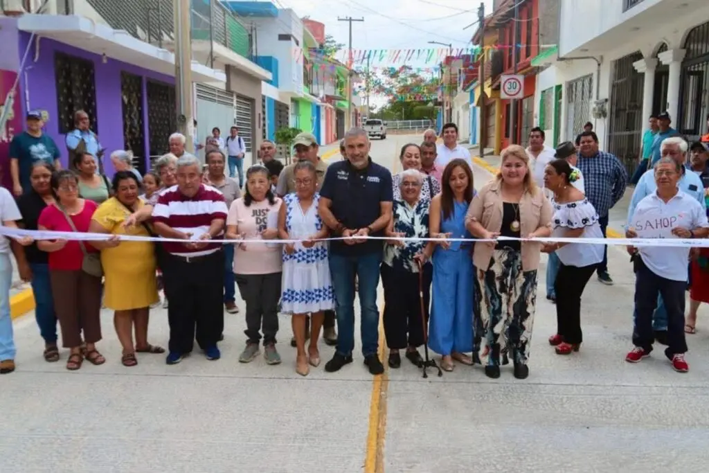San Isidro Buenavista estrena vialidad; Ángel Torres entrega nueva obra del programa Calles Felices