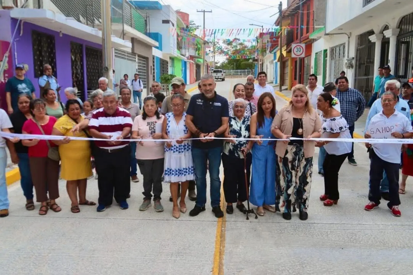 San Isidro Buenavista estrena vialidad; Ángel Torres entrega nueva obra del programa Calles Felices