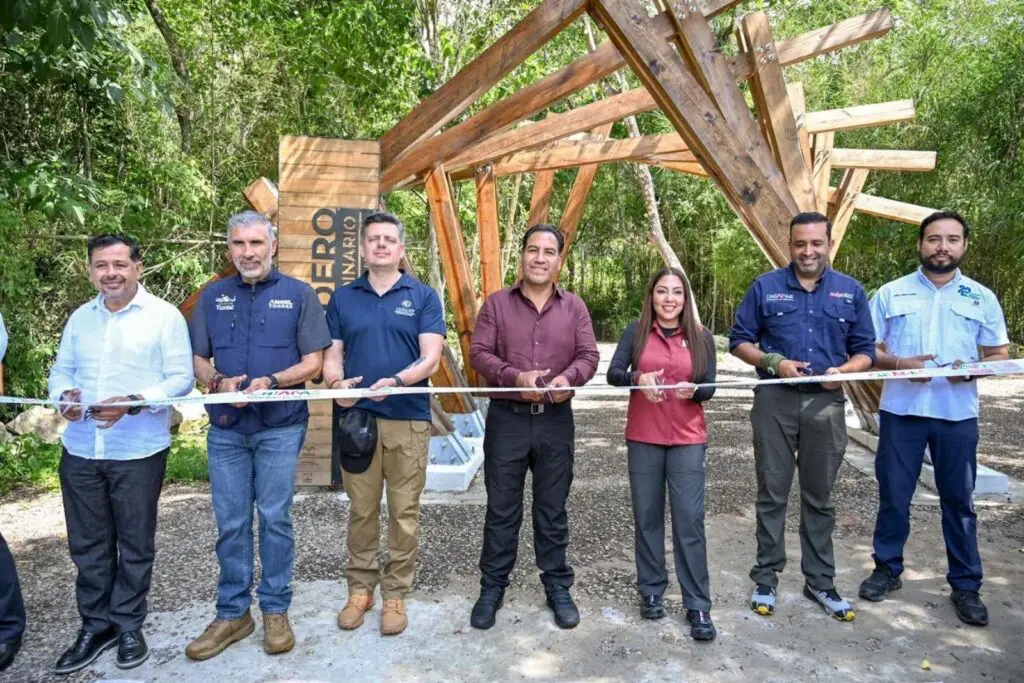 Inaugura Eduardo Ramírez Sendero Pañuelo Rojo en Cañón del Sumidero