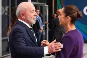 Sheinbaum y Lula refuerzan cooperación entre México y Brasil en videollamada