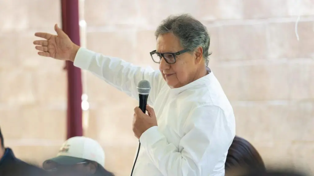 Higinio Martínez, senador de Morena, durante una sesión en el Senado. Foto: higinio_mtz