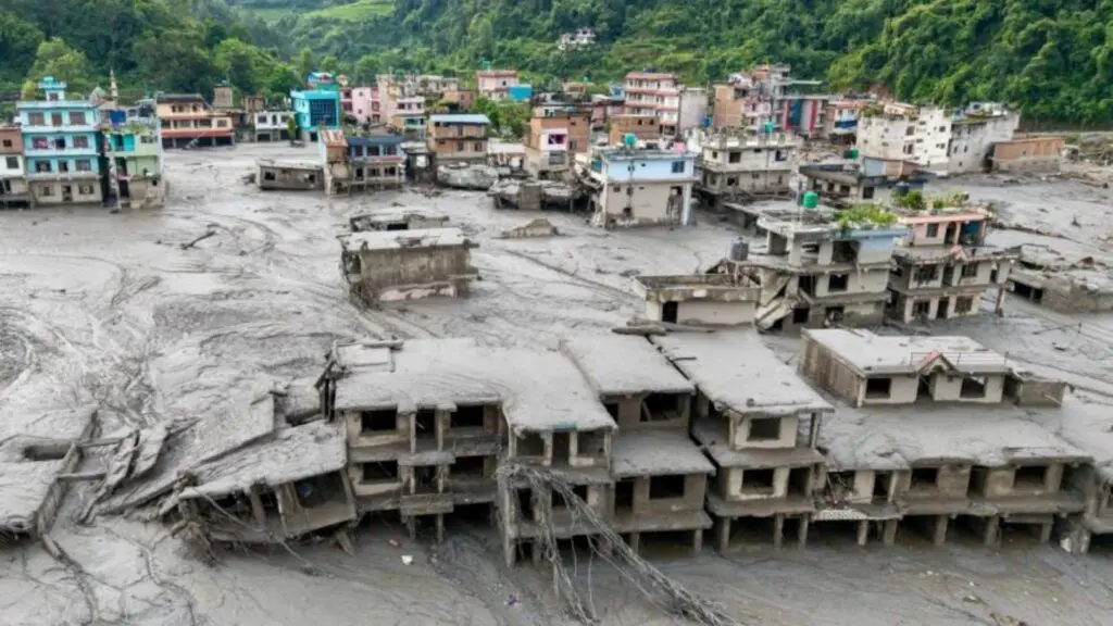 Las inundaciones en Nepal dejaron a miles de niños en necesidad urgente de asistencia.