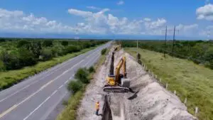 La construcción del Acueducto Guadalupe Victoria forma parte de los proyectos de infraestructura impulsados en Tamaulipas. Foto: Captura de video @gobtam
