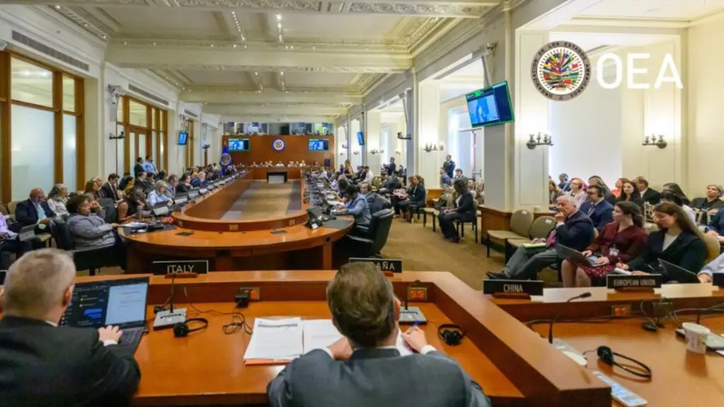 Imagen publicada por la cuenta oficial de la OEA en X que muestra una sesión del Consejo Permanente, donde se discutió una propuesta relacionada con Nicaragua.