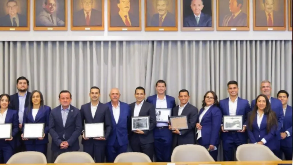 La FMF reconoció a los siete árbitros mexicanos que participaron en el Mundial 2026.