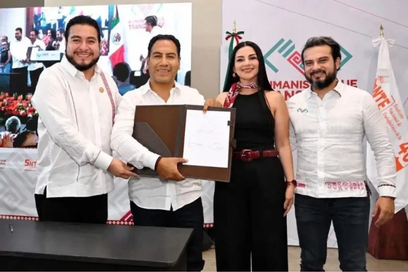 Eduardo Ramírez fortalece acuerdos con magisterio; amplía apoyos para personas cuidadoras