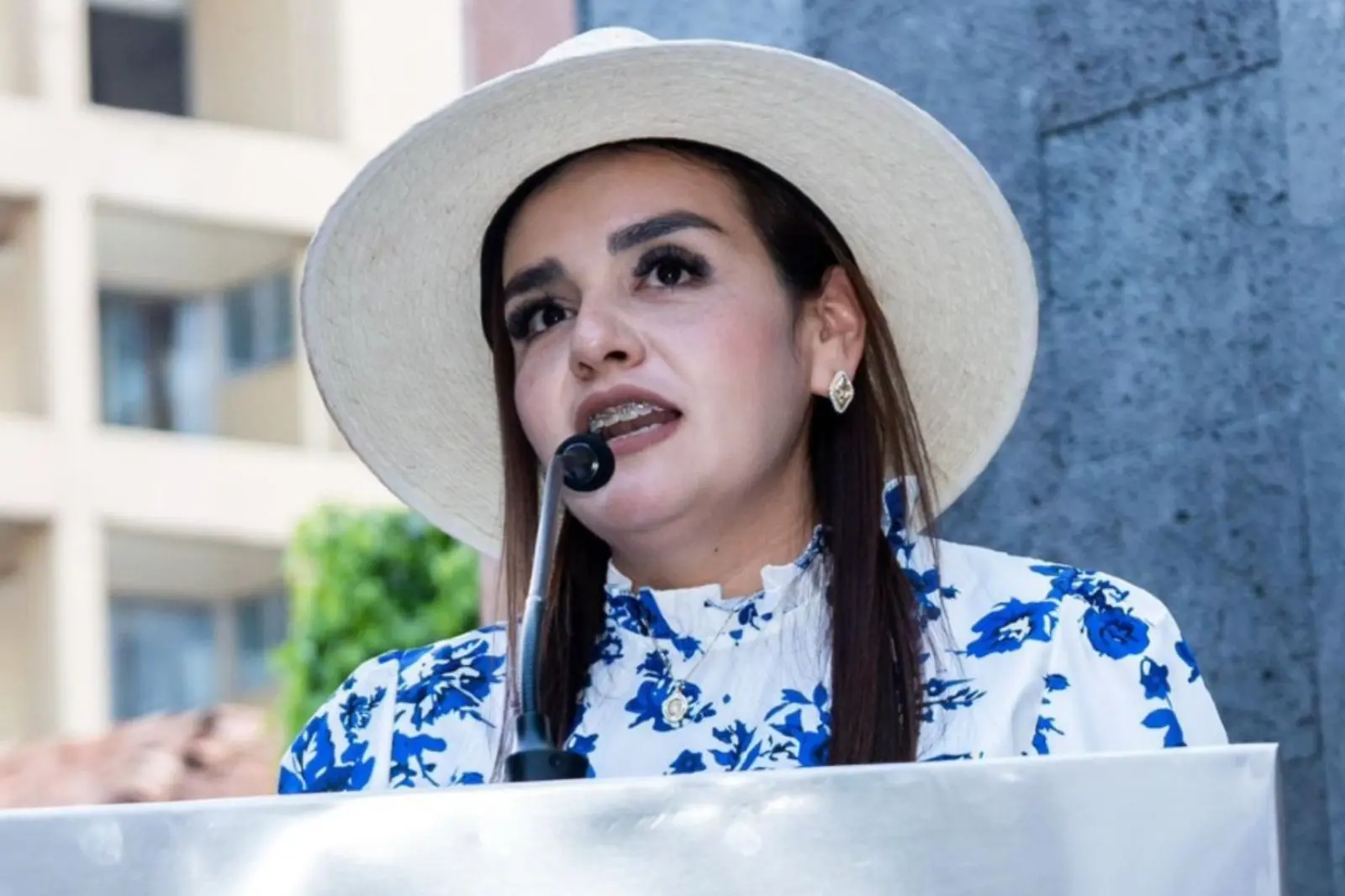 Fiscalía de Michoacán vuelve a requerir celulares de Carlos Manzo a Grecia Quiroz