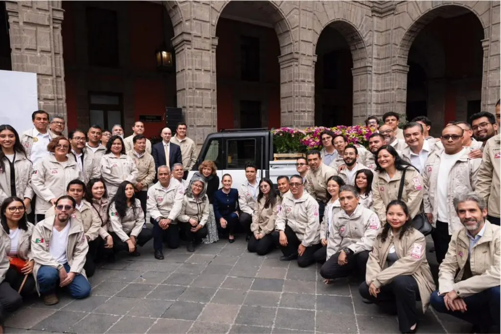 Olinia apuesta por electro movilidad; presentan prototipo de carga y preparan producción en México