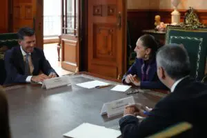 Presidenta abre diálogo con Goldman Sachs para atraer inversiones a México