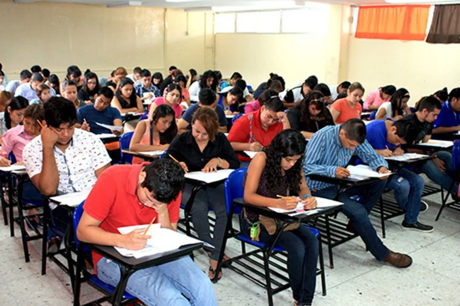 SEP asigna lugar a 99.2% de aspirantes al bachillerato en sus tres primeras opciones