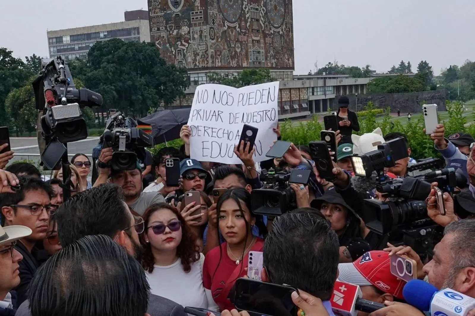 Crece inconformidad por admisión de la UNAM; aspirantes cuestionan examen de control para 58 mil jóvenes