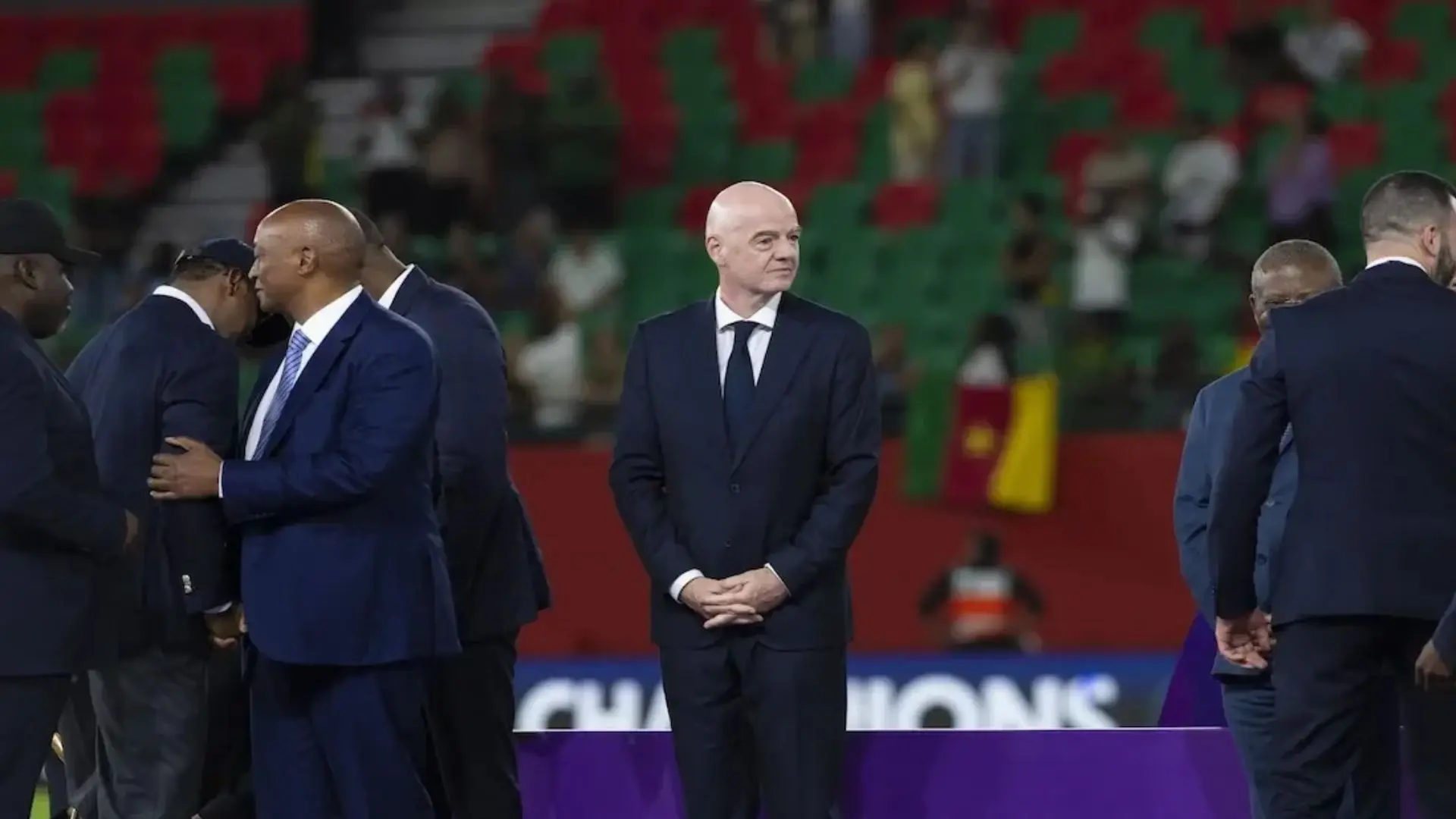 El presidente de la FIFA, Gianni Infantino, enfrenta cuestionamientos de federaciones europeas por sus propuestas de reforma.