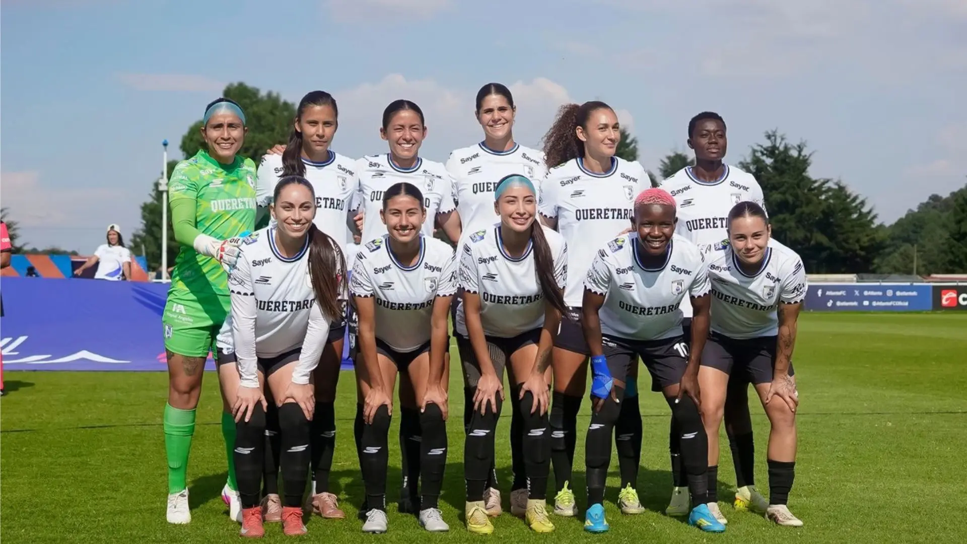 Atlante y Pachuca cambian de entrenador en la Liga Femenil, tras la salida de Nicolás Morales y Óscar Torres Becerra este martes. Foto: Gallos Femenil