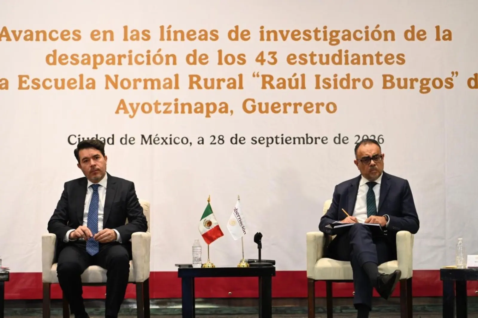 FGR rinde informe público sobre desaparición de los 43 de Ayotzinapa