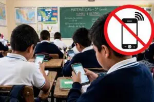 Celulares bajo regulación en escuelas: desde 3 de noviembre no podrán usarse en clases ni recreos