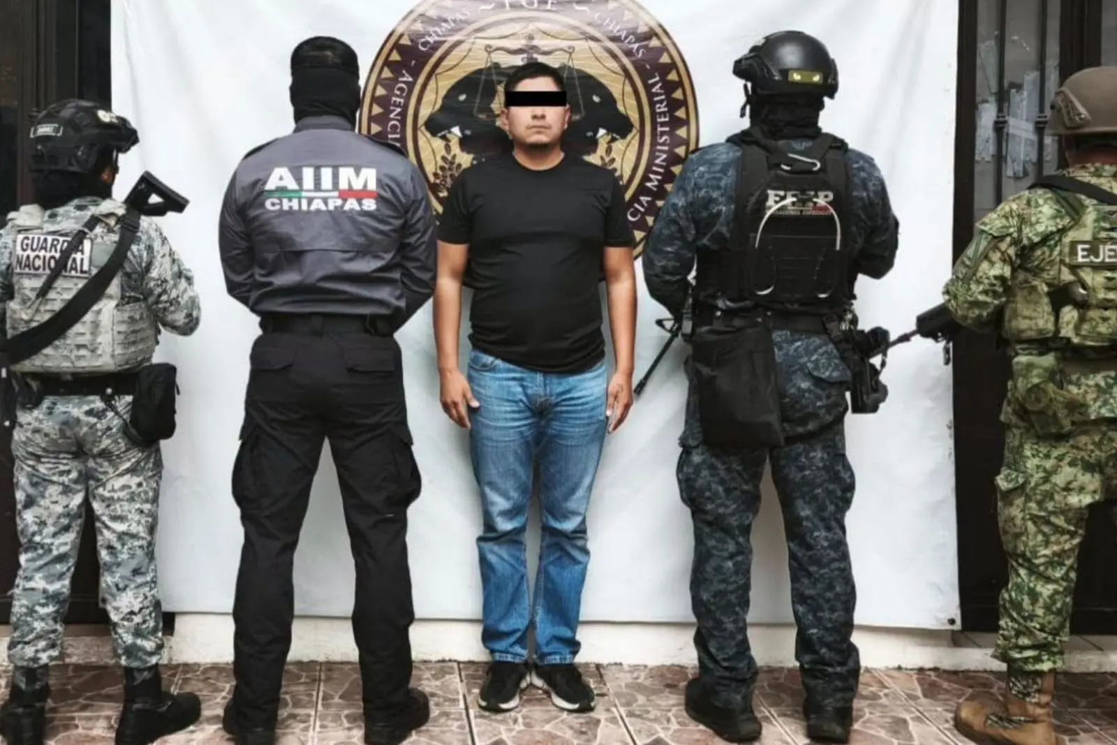 Detienen a director de Policía Municipal de Suchiapa por evasión de cuatro detenidos