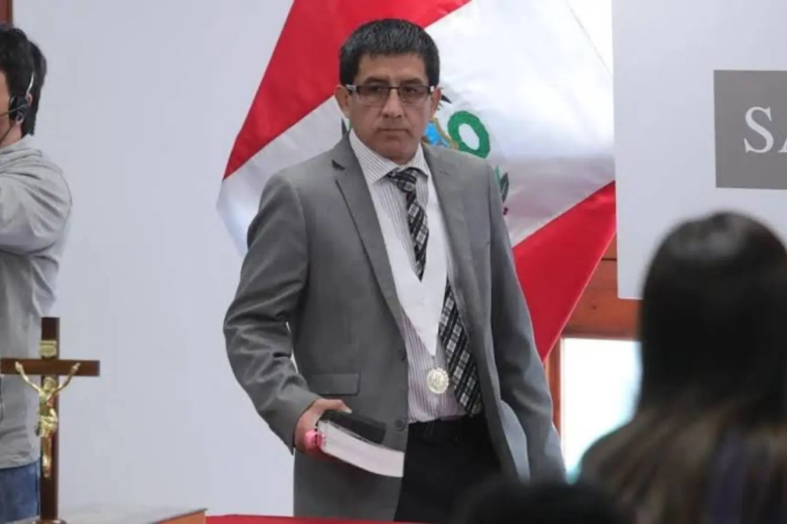 Destituyen en Perú a juez que ordenó prisión preventiva contra Keiko Fujimori