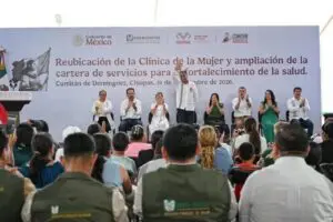 Reubican Clínica de la Mujer en Comitán; entregan equipo para ampliar atención médica