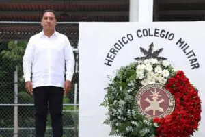 Eduardo Ramírez encabeza en Tuxtla Gutiérrez homenaje a Niños Héroes