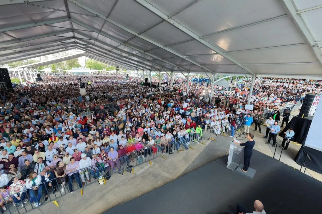 Sheinbaum lleva a Jalisco Segundo Informe; anuncia tren de pasajeros y refrenda compromisos