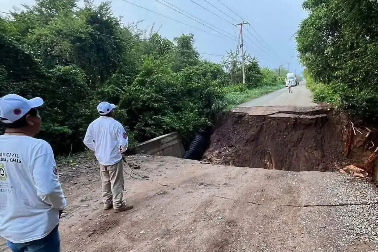 Se derrumba puente El Arcotete; deja incomunicadas a comunidades de La Concordia