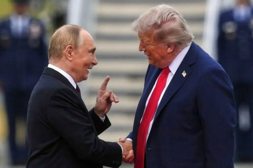 Emisarios de Trump llegan a Moscú y Putin ordena pausa de 72 horas en ataques contra Kiev