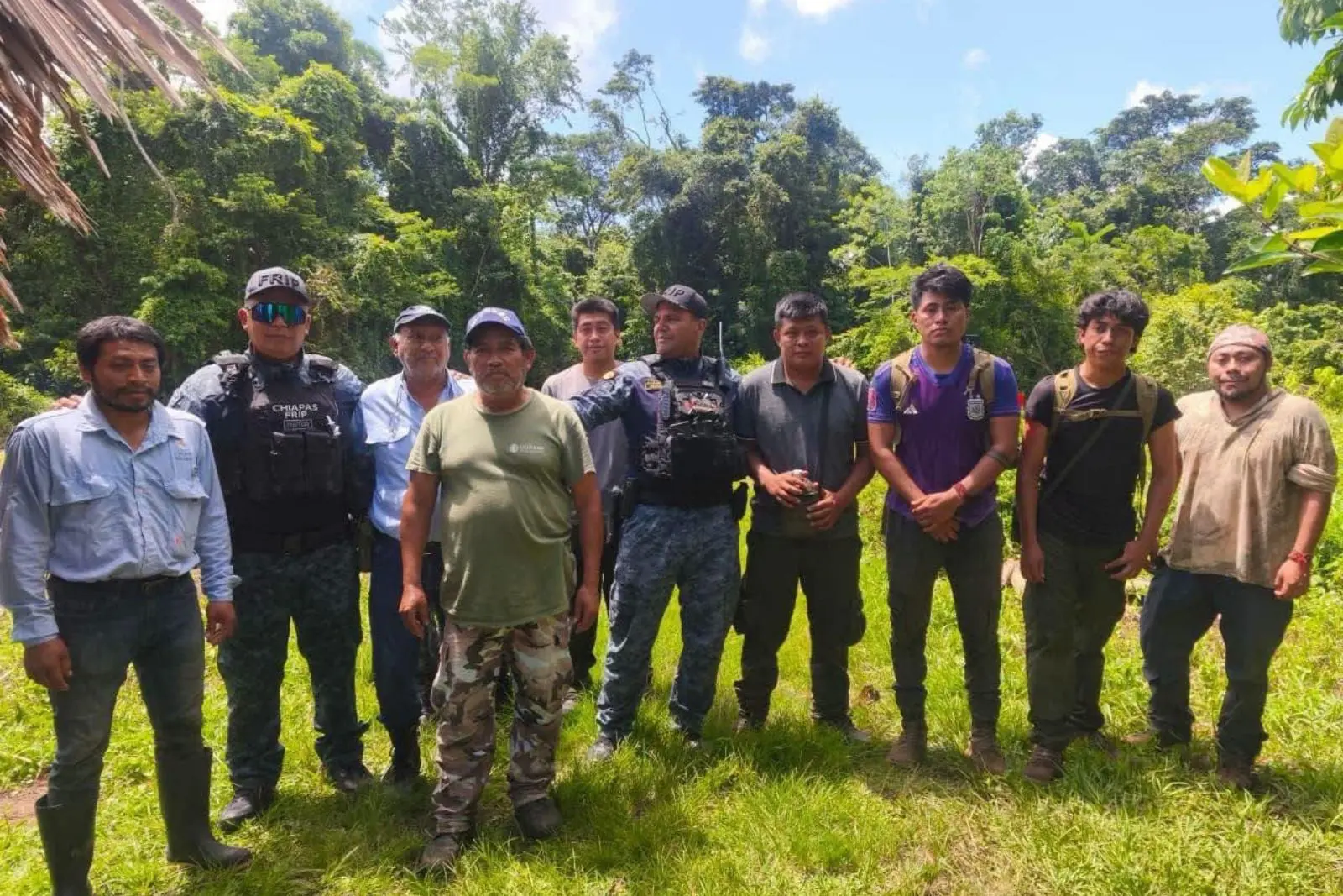 Rescatan con vida a seis personas extraviadas en Selva Lacandona de Chiapas