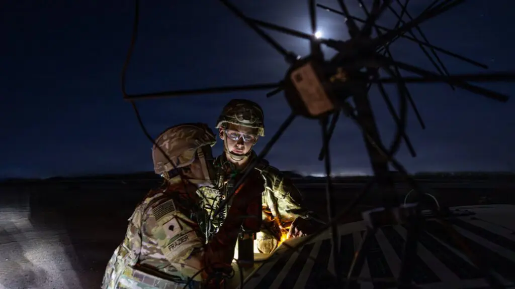 Soldados estadunidenses durante operaciones militares en el conflicto con Irán. Foto: CENTCOM vía X.