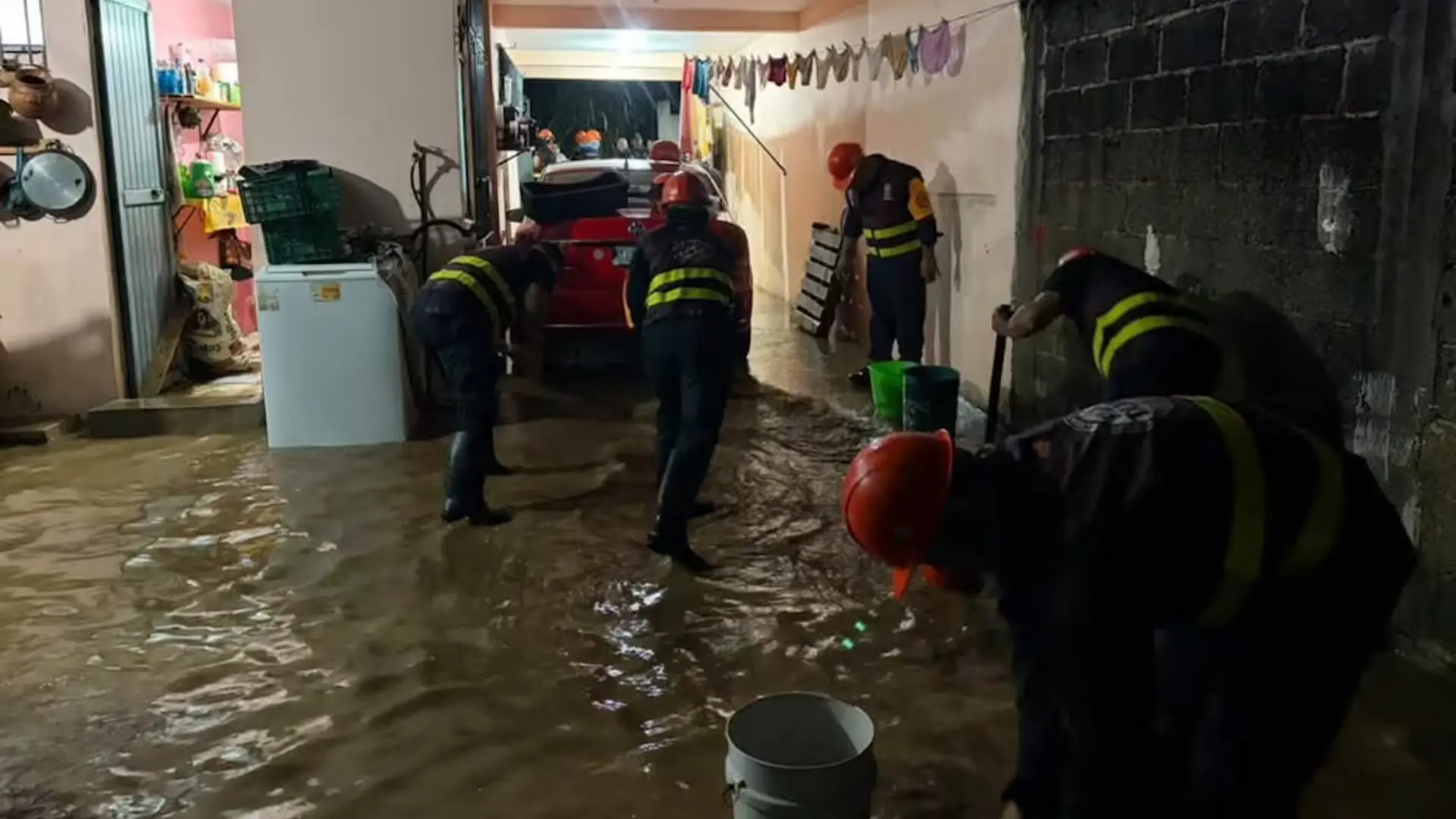 Lluvias provocan inundaciones y deslizamientos en Xalapa, Veracruz. Foto: Secretaría de Seguridad Pública del Estado de Veracruz