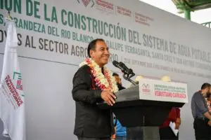 Eduardo Ramírez lleva obras de agua y apoyos al campo para Venustiano Carranza