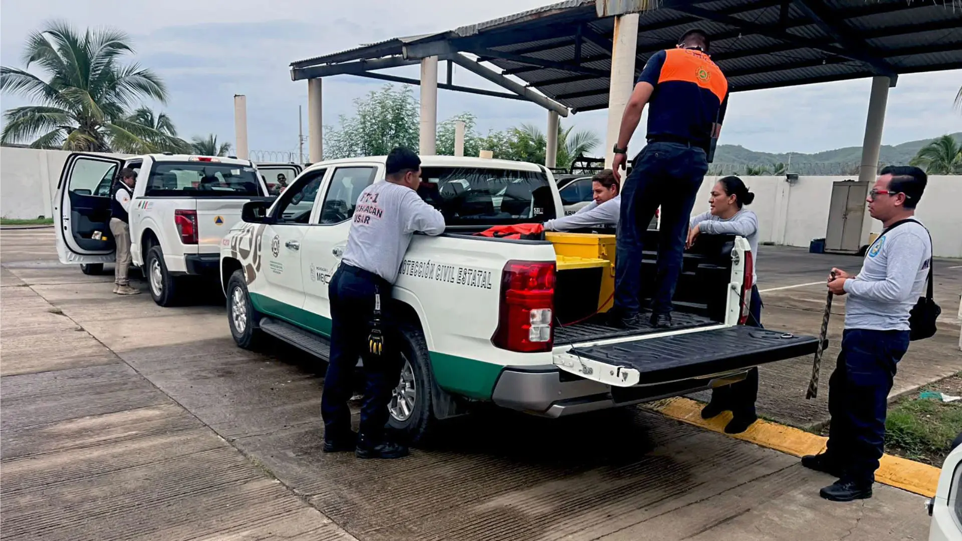 Protección Civil de Michoacán refuerza operativo ante el huracán Polo en la costa