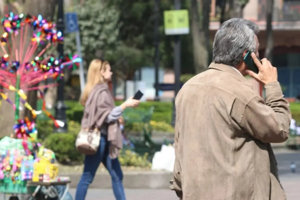 Senado aprueba multas de hasta 2.3 mdp contra empresas que hostiguen por teléfono a consumidores