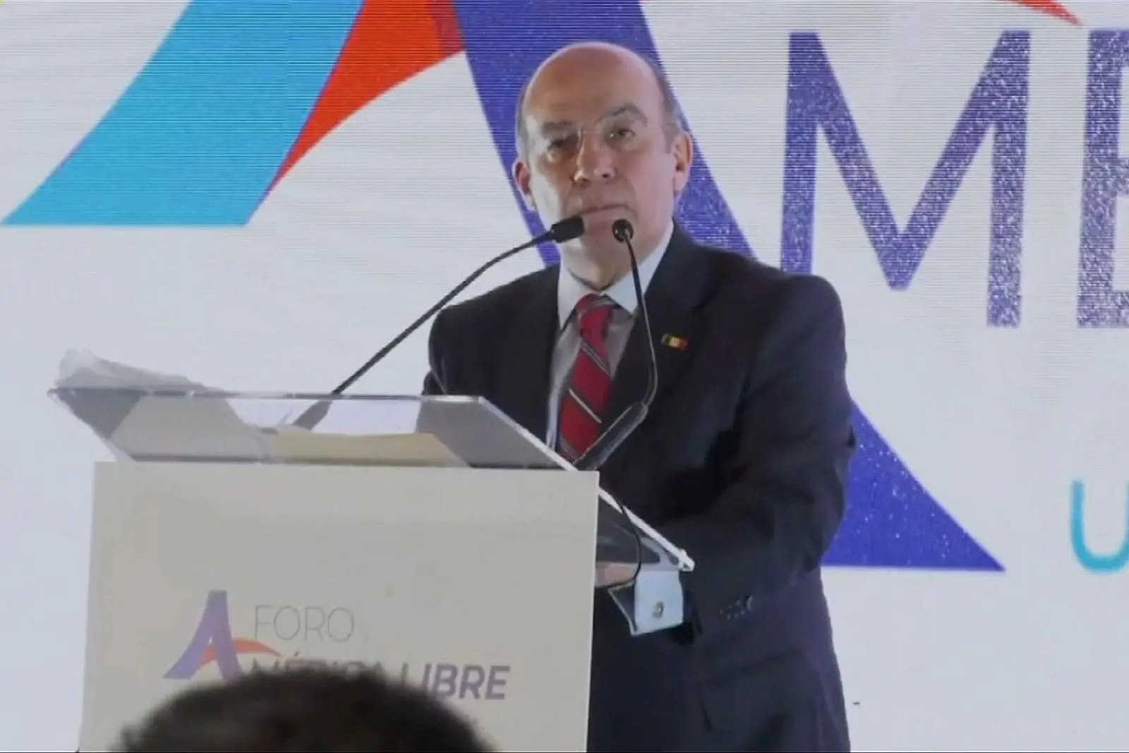 “Ser el villano favorito es símbolo de que estás haciendo lo correcto”: Calderón tras decapitación de su estatua en Los Pinos