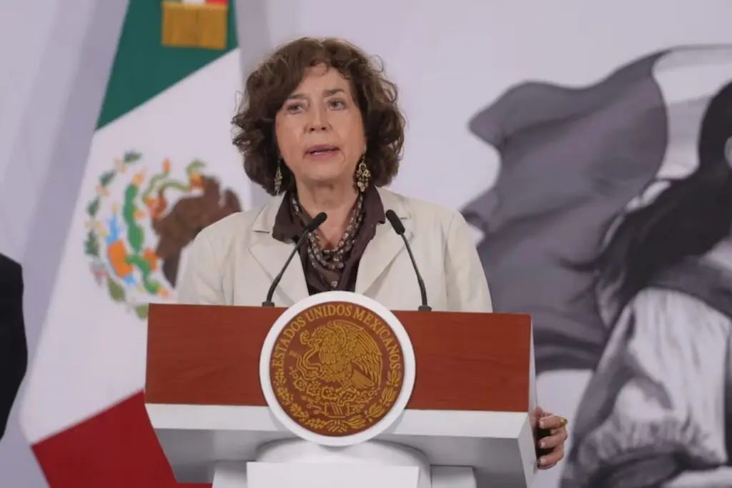 Ciencia mexicana acelera proyectos: Rosaura Ruiz destaca avances en semiconductores, IA y satélites