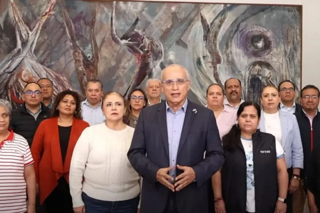 Trabajadores del IMSS analizan levantar plantón en Reforma; sindicato ofrece diálogo