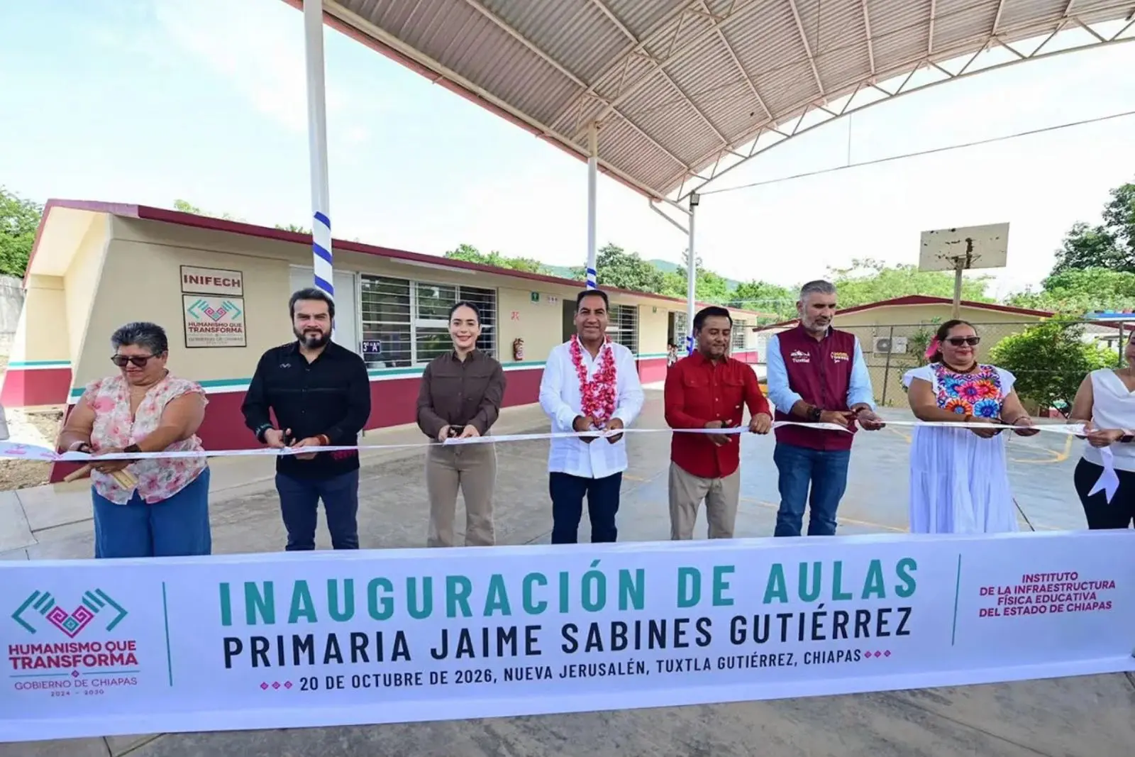 Eduardo Ramírez entrega obras de infraestructura educativa en primaria de Tuxtla Gutiérrez