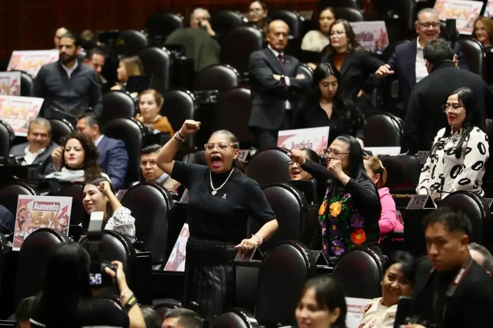 Diputados aprueban sancionar con 20 años de prisión el reclutamiento forzado