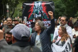 Trabajadores del IMSS convocan a marcha nacional este martes 13 de octubre